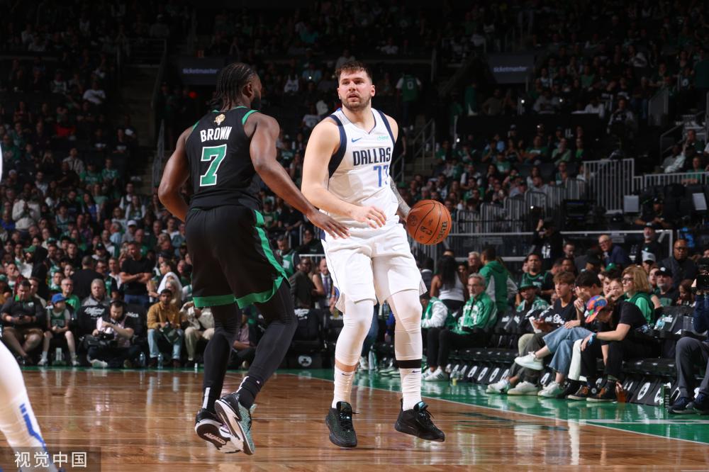 哈登多次在 哈登多次在